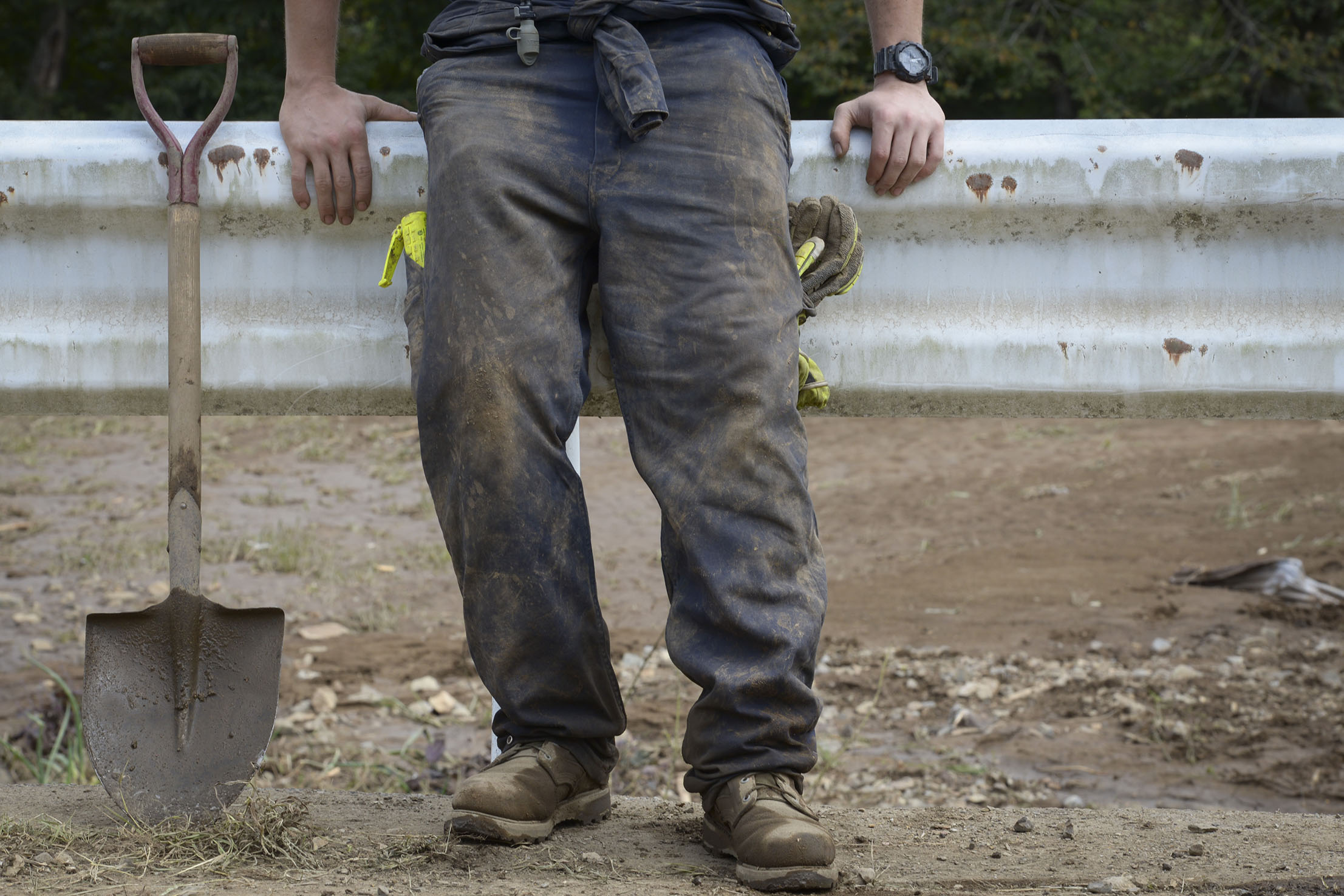 Things to consider when hiring sewage contractors
