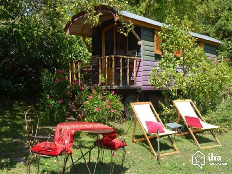 Choosing the right caravan awning